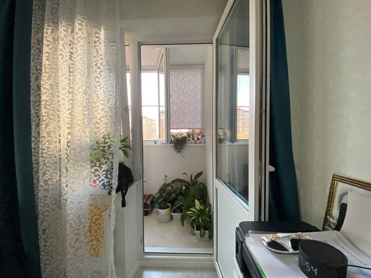Продам однокомнатную (1-комн.) квартиру, им. Петра Метальникова ул, 38, Краснодар г