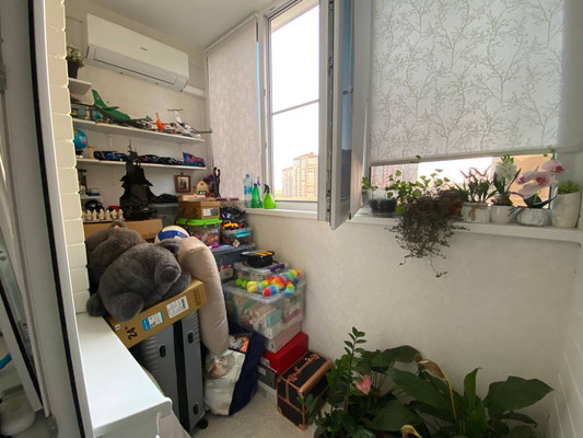 Продам однокомнатную (1-комн.) квартиру, им. Петра Метальникова ул, 38, Краснодар г