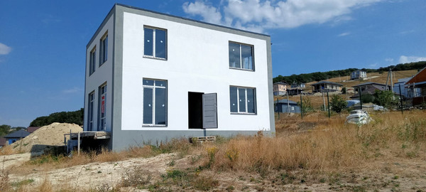 Продам коттедж, Горная ул, Варваровка с, 0 км от города