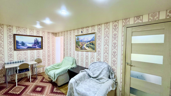 Продам трехкомнатную (3-комн.) квартиру, Набережная 1 Мая ул, 48, Астрахань г
