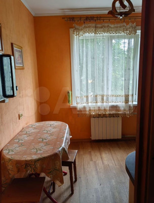 Продам двухкомнатную (2-комн.) квартиру, К.Маркса ул, 6, Волгодонск г