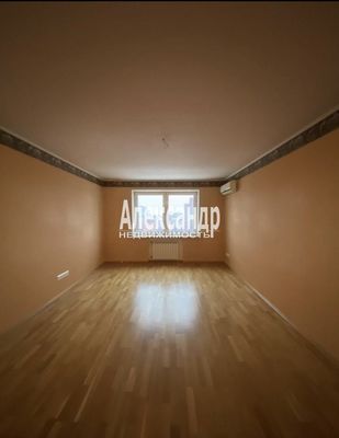 Продам трехкомнатную (3-комн.) квартиру, Комендантский пр-кт, 34к1, Санкт-Петербург г