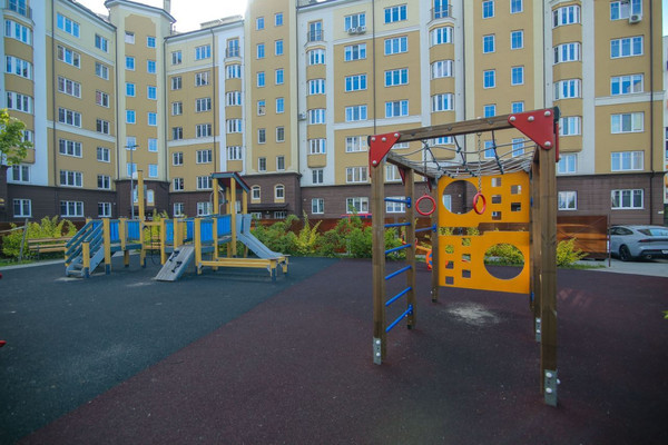 Продам однокомнатную (1-комн.) квартиру, Тихая ул, 192к2, Калининград г