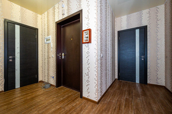 Продам трехкомнатную (3-комн.) квартиру, им. Леонида Лаврова (Пашковский жилой ма ул, 8к5, Краснодар г