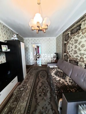 Продам трехкомнатную (3-комн.) квартиру, Новая ул, 16, Кировск г
