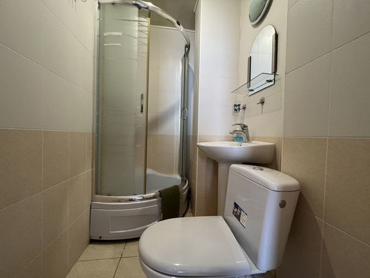 Продам коммерческое помещение 182 м2, Гагариной ул, 25, Утес п