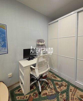 Продам двухкомнатную (2-комн.) квартиру, Питерский пр-кт, 1, Новоселье гп