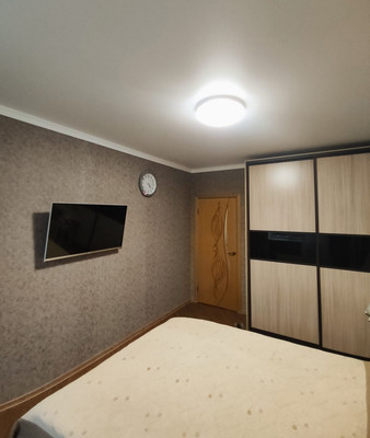 Продам двухкомнатную (2-комн.) квартиру, Лукина ул, 50, Казань г
