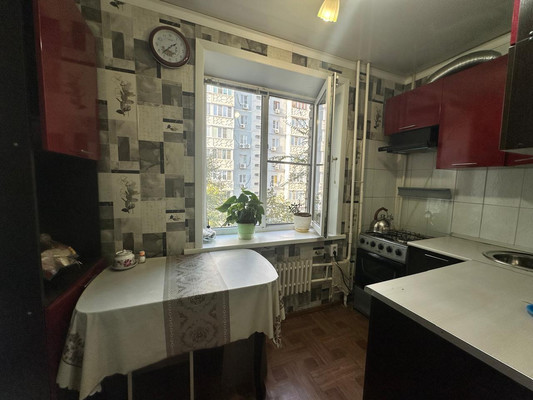 Продам однокомнатную (1-комн.) квартиру, Куликова ул, 56к1, Астрахань г