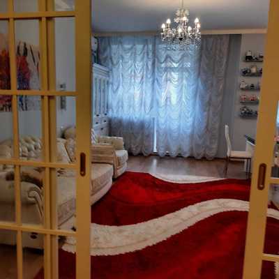 Продам двухкомнатную (2-комн.) квартиру, Новозаводская ул, 8, Москва г