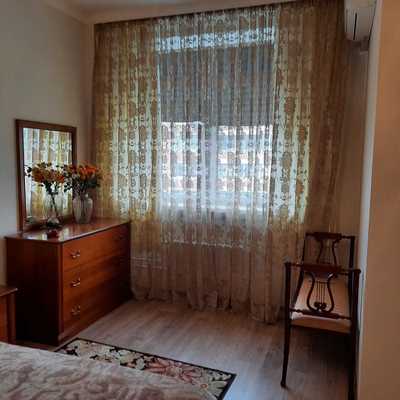 Продам двухкомнатную (2-комн.) квартиру, Новозаводская ул, 8, Москва г