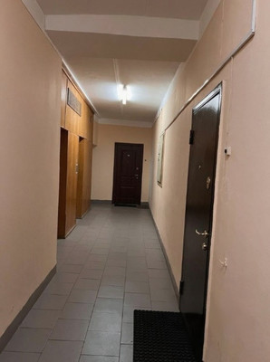 Продам двухкомнатную (2-комн.) квартиру, Мосфильмовская ул, 11к3, Москва г
