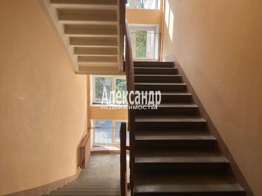 Продам двухкомнатную (2-комн.) квартиру, 2-й Муринский пр-кт, 16, Санкт-Петербург г