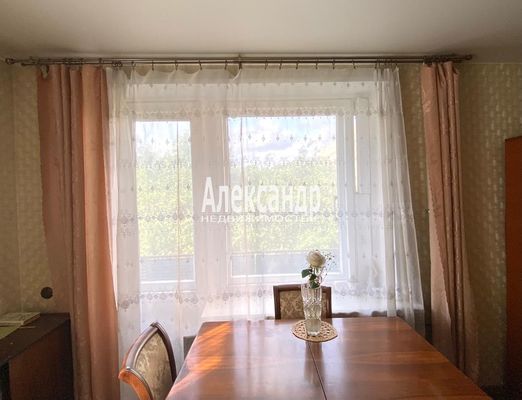 Продам двухкомнатную (2-комн.) квартиру, 2-й Муринский пр-кт, 16, Санкт-Петербург г