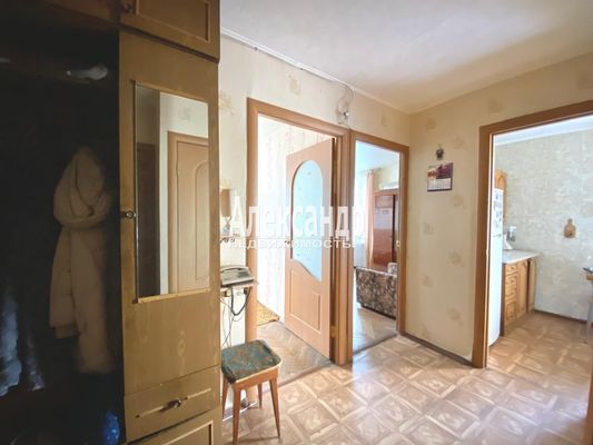 Продам двухкомнатную (2-комн.) квартиру, 2-й Муринский пр-кт, 16, Санкт-Петербург г