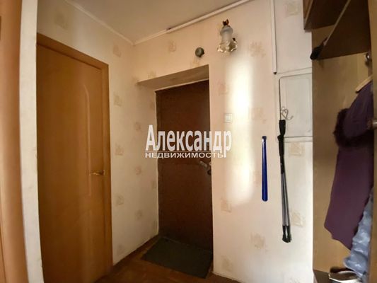 Продам двухкомнатную (2-комн.) квартиру, 2-й Муринский пр-кт, 16, Санкт-Петербург г