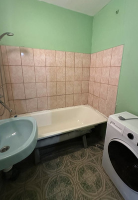 Продам двухкомнатную (2-комн.) квартиру, Кантемировская ул, 3к3, Москва г