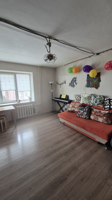 Продам трехкомнатную (3-комн.) квартиру, Калинина ул, 30, Пермь г