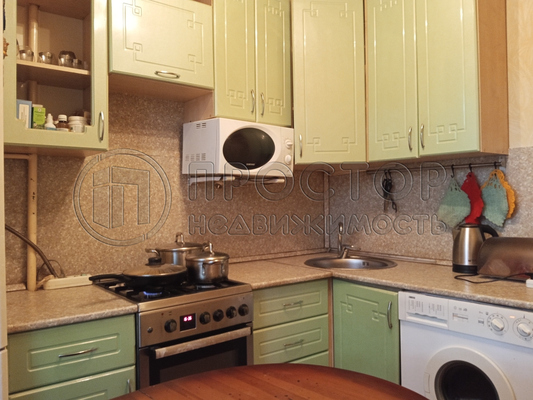 Продам однокомнатную (1-комн.) квартиру, Медиков ул, 28к3, Москва г