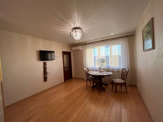 Продам однокомнатную (1-комн.) квартиру, Кирова (Центральный мкр.) ул, 7к1, Домодедово г