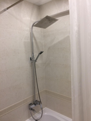 Продам трехкомнатную (3-комн.) квартиру, Красноярская ул, 12к2, Махачкала г