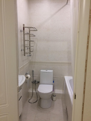 Продам трехкомнатную (3-комн.) квартиру, Красноярская ул, 12к2, Махачкала г