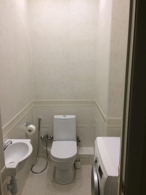 Продам трехкомнатную (3-комн.) квартиру, Красноярская ул, 12к2, Махачкала г