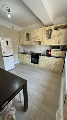 Продам трехкомнатную (3-комн.) квартиру, Красноярская ул, 12к2, Махачкала г