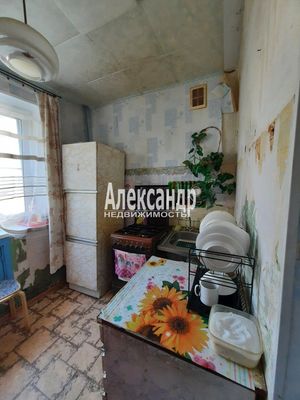 Продам трехкомнатную (3-комн.) квартиру, Новая ул, 16, Кировск г