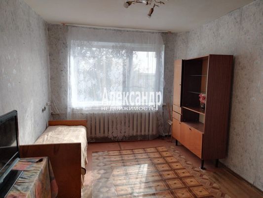 Продам однокомнатную (1-комн.) квартиру, Юбилейная ул, 5, Кирпичное п