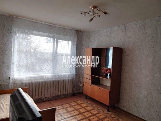 Продам однокомнатную (1-комн.) квартиру, Юбилейная ул, 5, Кирпичное п