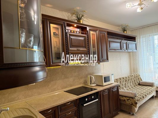 Продам однокомнатную (1-комн.) квартиру, Композиторов ул, 12, Санкт-Петербург г