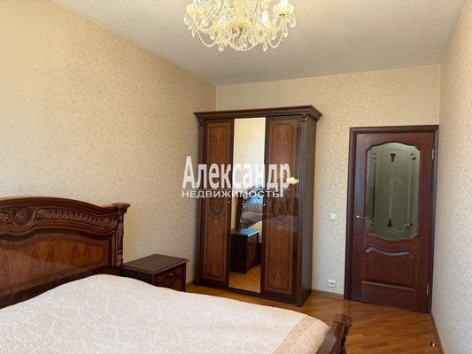 Продам однокомнатную (1-комн.) квартиру, Композиторов ул, 12, Санкт-Петербург г