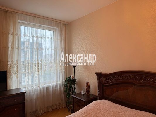 Продам однокомнатную (1-комн.) квартиру, Композиторов ул, 12, Санкт-Петербург г