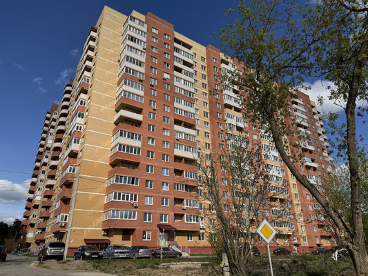 Продам однокомнатную (1-комн.) квартиру, им Владимира Махалина мкр, 33, Дмитров г