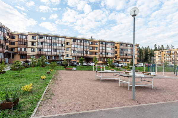 Продам однокомнатную (1-комн.) квартиру, Пограничная (Сертолово-1 мкр.) ул, 4к1, Сертолово г