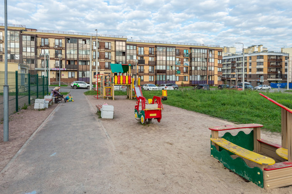 Продам однокомнатную (1-комн.) квартиру, Пограничная (Сертолово-1 мкр.) ул, 4к1, Сертолово г