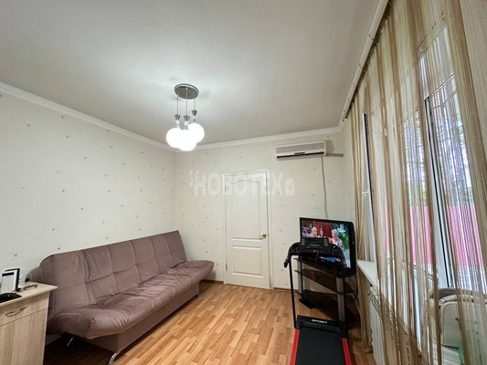 Продам дом, Филатова ул, Лабинск г, 0 км от города