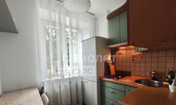 Продам двухкомнатную (2-комн.) квартиру, Дербеневская наб, 13к1, Москва г