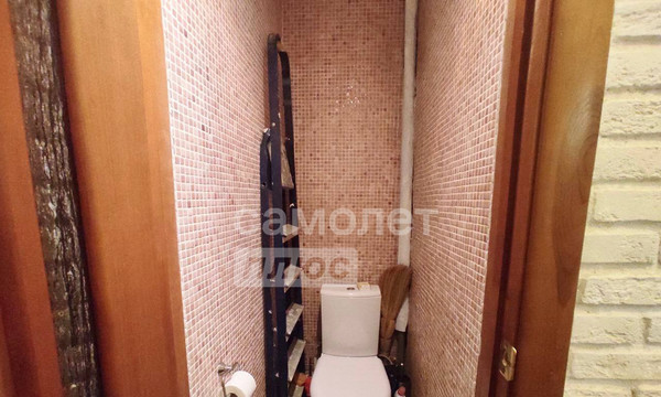 Продам двухкомнатную (2-комн.) квартиру, Дербеневская наб, 13к1, Москва г