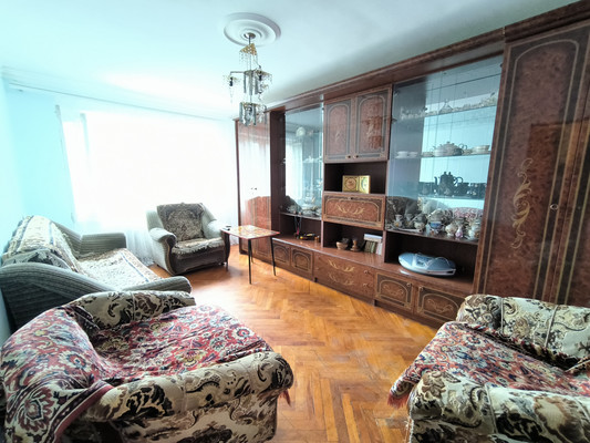 Продам двухкомнатную (2-комн.) квартиру, Ватутина ул, 24, Нальчик г