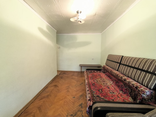 Продам двухкомнатную (2-комн.) квартиру, Ватутина ул, 24, Нальчик г