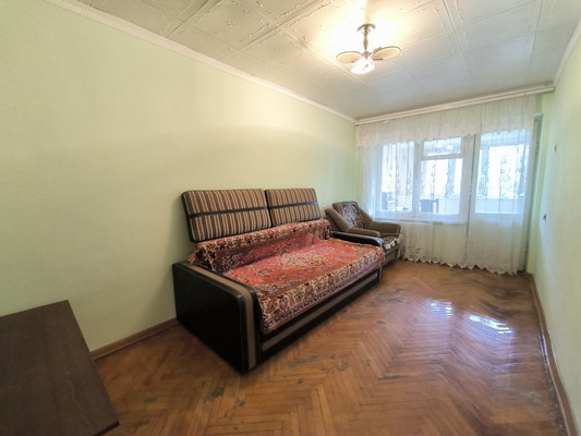 Продам двухкомнатную (2-комн.) квартиру, Ватутина ул, 24, Нальчик г