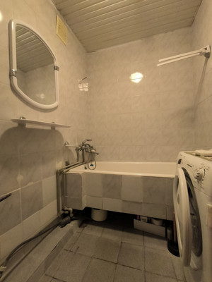 Продам двухкомнатную (2-комн.) квартиру, Ватутина ул, 24, Нальчик г