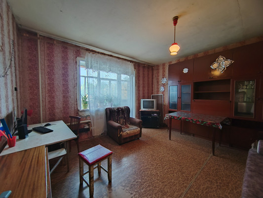 Продам трехкомнатную (3-комн.) квартиру, Максарева ул, 13, Нижний Тагил г