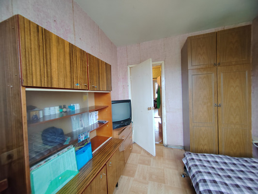 Продам трехкомнатную (3-комн.) квартиру, Максарева ул, 13, Нижний Тагил г