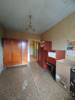 Продам трехкомнатную (3-комн.) квартиру, Максарева ул, 13, Нижний Тагил г