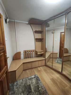 Продам трехкомнатную (3-комн.) квартиру, Воинов-интернационалистов ул, 26, Йошкар-Ола г