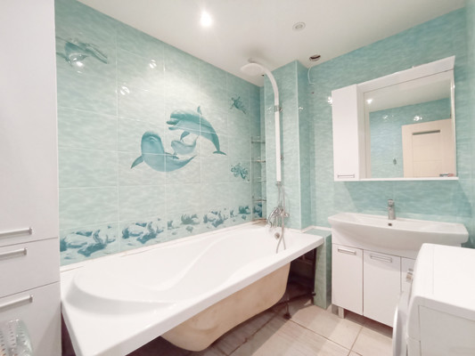 Продам трехкомнатную (3-комн.) квартиру, Великанова ул, 15, Рязань г