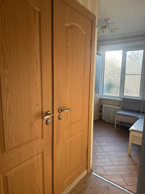 Продам трехкомнатную (3-комн.) квартиру, Голубинская ул, 15/10, Москва г